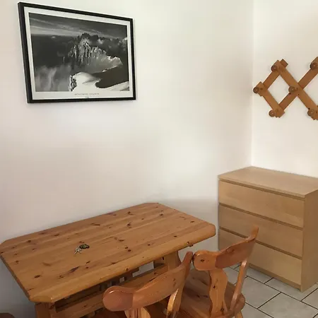 Cozy Alpine In Oz En Oisans Lägenhet